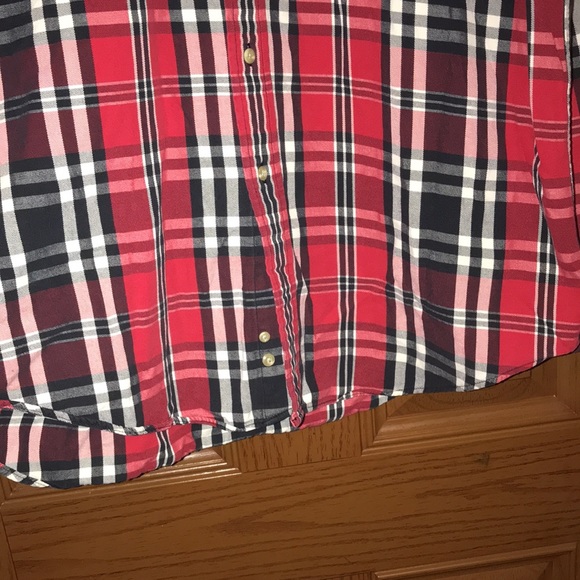 Vintage Tommy Hilfiger Red & Black Plaid Shadow Check Button Down Flannel Shirt - Picture 7 of 12